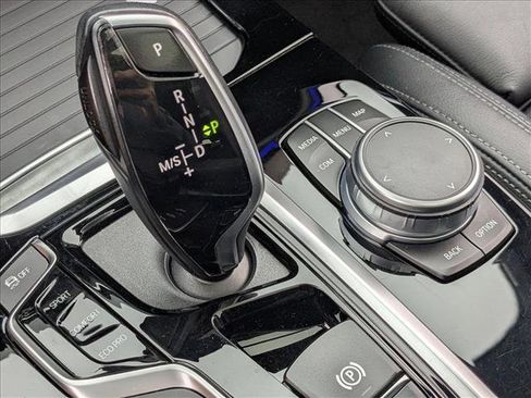 Used 2021 BMW X4 xDrive30i w/ Executive Package image 12