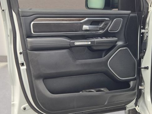 Used 2019 RAM 1500 Laramie RWD image 19