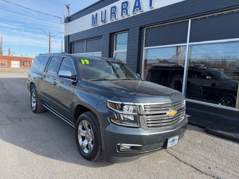 Used 2019 Chevrolet Suburban Premier image 1