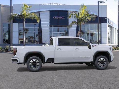 New 2026 GMC Sierra 2500 Denali w/ Denali Reserve Package AWD/4WD image 5