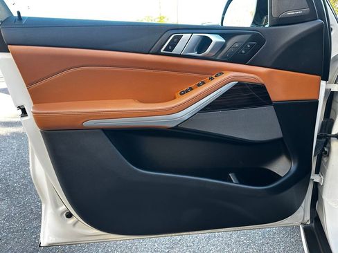 Used 2021 BMW X5 xDrive40i w/ Premium Package image 35