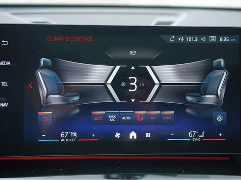 New 2026 BMW X2 xDrive28i w/ Technology Package image 17