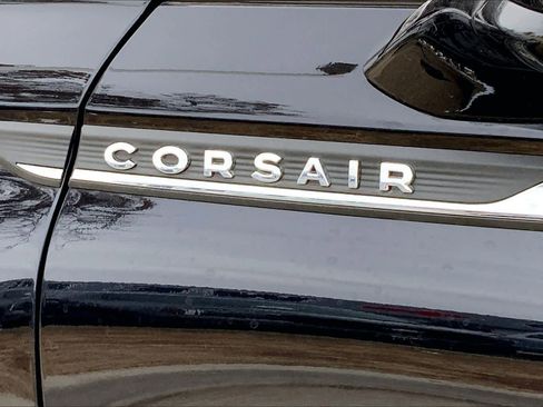 New 2026 Lincoln Corsair Premiere FWD image 15