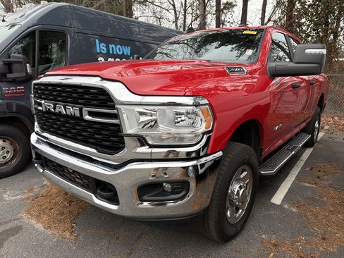 Used 2024 RAM 2500 Big Horn w/ Bed Utility Group image 2