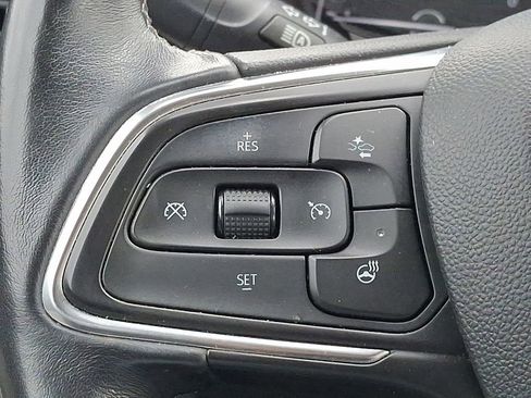 Used 2021 Buick Encore GX Essence w/ Sport Touring Package FWD image 20