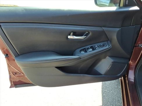 Used 2025 Nissan Sentra SV FWD image 20