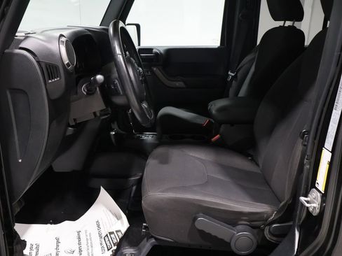 Used 2016 Jeep Wrangler Unlimited Sport w/ Quick Order Package 24S image 10