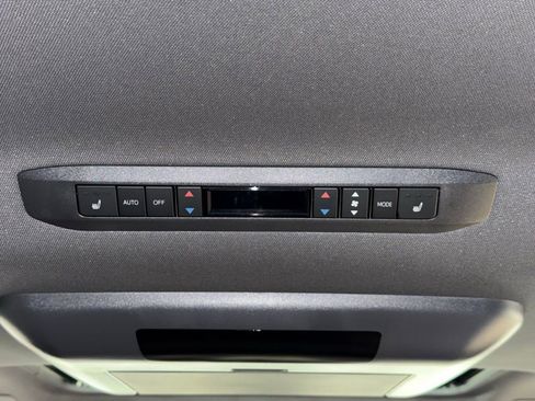 Certified 2023 Toyota Sienna Platinum image 21