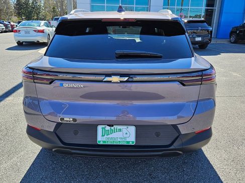 New 2026 Chevrolet Equinox EV LT image 8