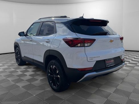 Used 2023 Chevrolet TrailBlazer LT w/ Convenience Package image 5