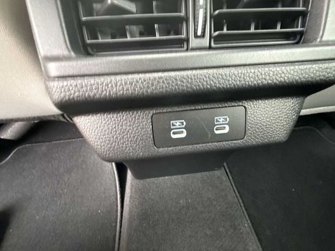 Used 2025 Honda Accord SE image 22