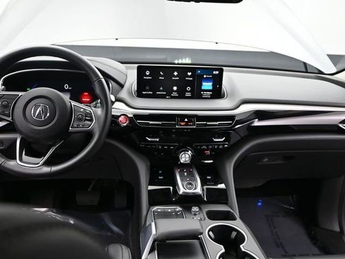 Used 2023 Acura MDX SH-AWD w/ Technology Package image 16