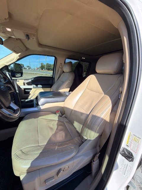 Used 2017 Ford F250 Lariat w/ Lariat Ultimate Package AWD/4WD image 16