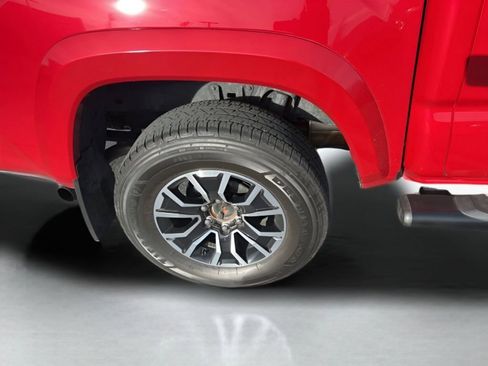 Used 2021 Toyota Tacoma TRD Sport w/ Technology Package image 12