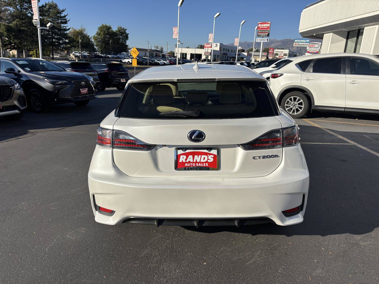Used 2016 Lexus CT 200h w/ Seat Comfort Package FWD image 14