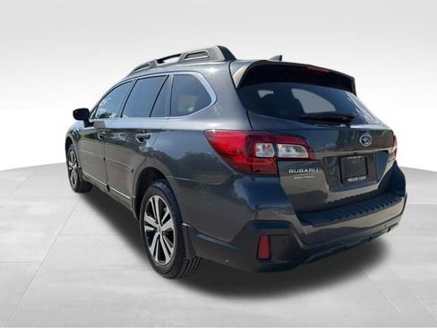 Used 2019 Subaru Outback 2.5i Limited w/ Popular Package #2 AWD/4WD image 5