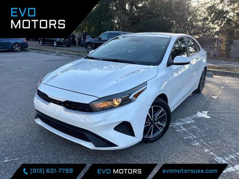 Used 2023 Kia Forte LXS FWD image 1