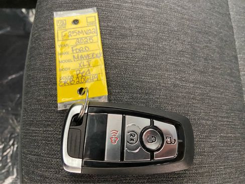 New 2025 Ford Maverick XLT w/ XLT Luxury Package image 42