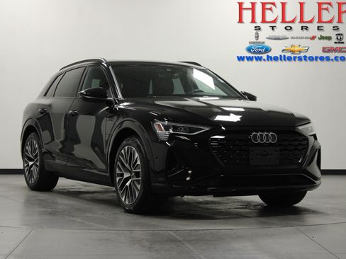 Used 2024 Audi Q8 e-tron Premium Plus w/ Premium Plus Package AWD/4WD image 1