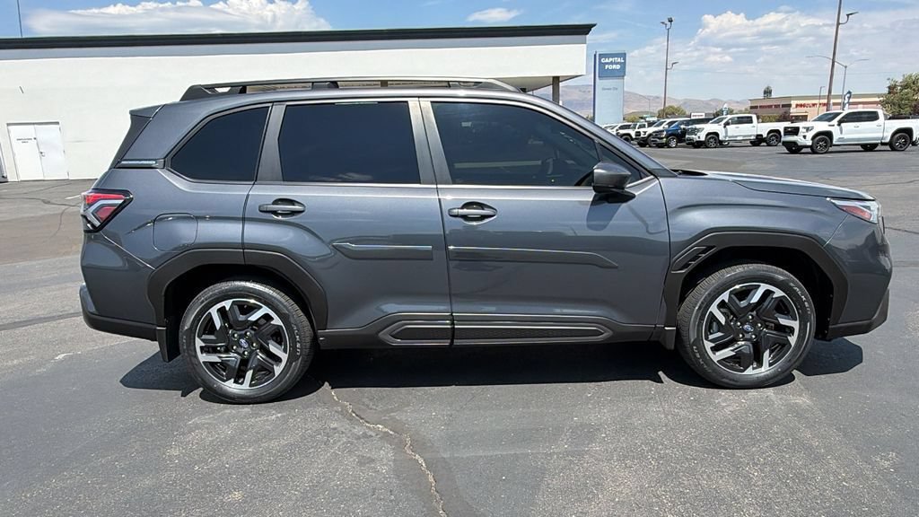 Used 2025 Subaru Forester Limited AWD/4WD image 2