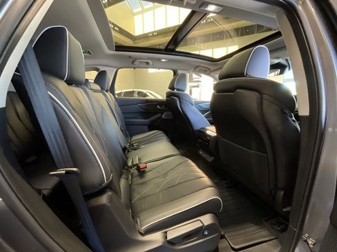 Certified 2025 Acura MDX w/ Advance Package image 23