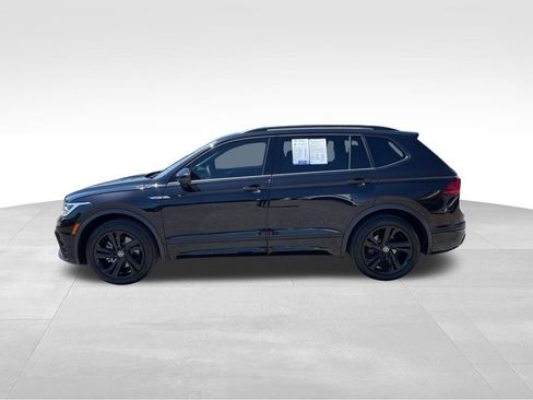 Used 2024 Volkswagen Tiguan SE R-Line FWD image 4