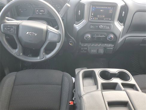 Certified 2023 Chevrolet Silverado 1500 Custom Trail Boss w/ LPO, Dark Essentials Package image 6