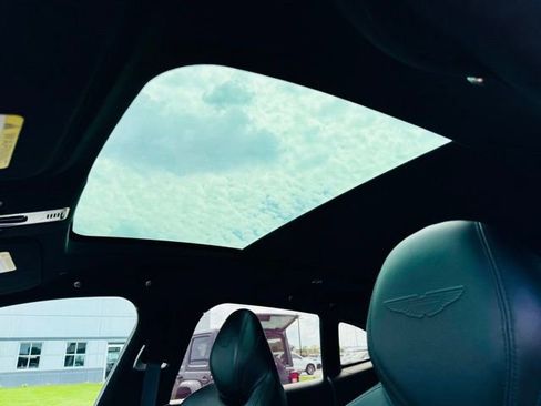 Used 2021 Aston Martin DBX image 35