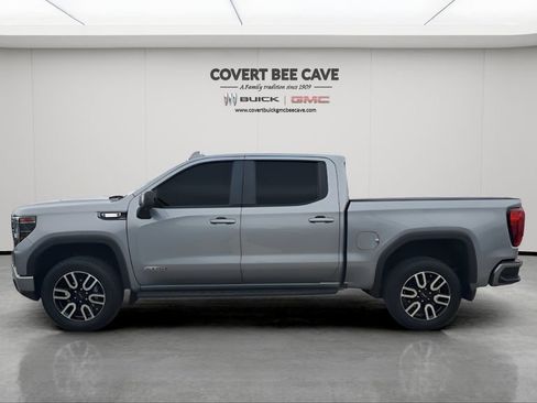 Used 2024 GMC Sierra 1500 AT4 w/ Technology Package image 5