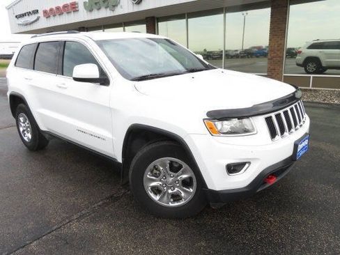 Used 2015 Jeep Grand Cherokee Laredo w/ Quick Order Package 23E AWD/4WD image 4