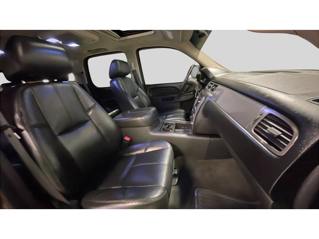 Used 2011 Chevrolet Tahoe LT AWD/4WD image 18