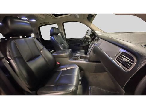 Used 2011 Chevrolet Tahoe LT AWD/4WD image 18