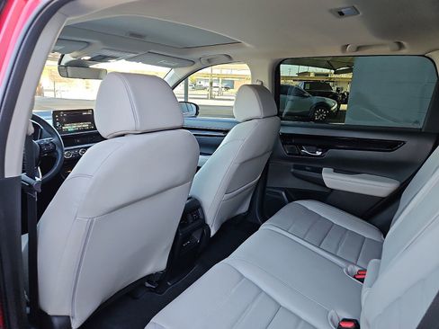 Used 2024 Honda CR-V EX-L image 6