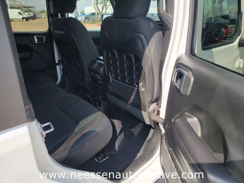 Used 2019 Jeep Wrangler Unlimited Rubicon image 11