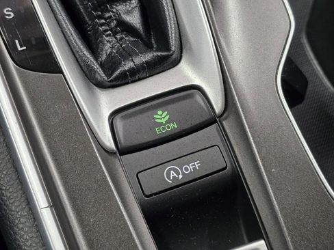 Used 2022 Honda Accord LX image 6