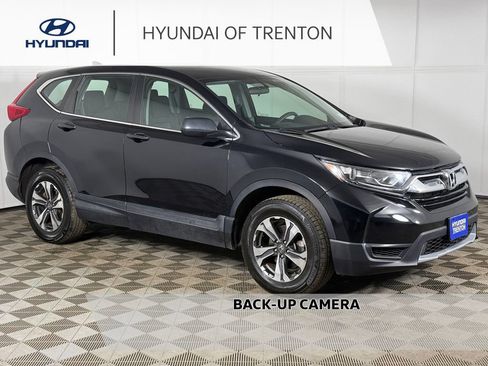 Used 2018 Honda CR-V LX image 1