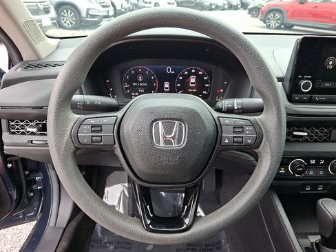 Used 2024 Honda Accord EX image 19