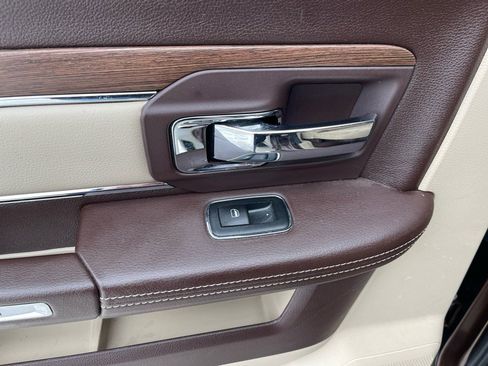 Used 2015 RAM 1500 Laramie w/ Convenience Group image 37