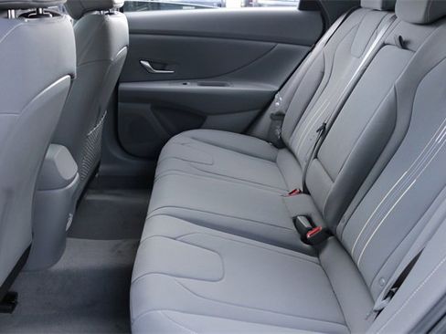 New 2026 Hyundai Elantra SEL Sport image 19