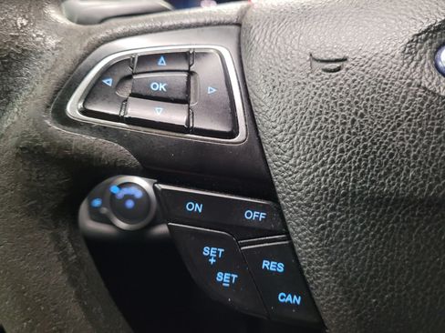 Used 2017 Ford Escape S FWD image 27