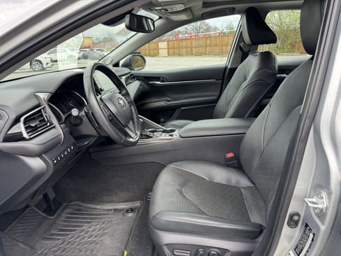 Used 2022 Toyota Camry XSE w/ Navigation Package image 26