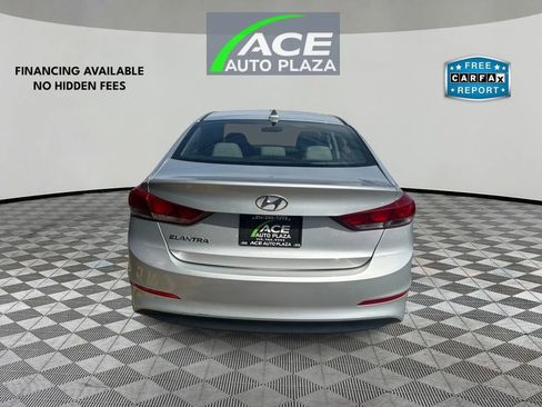 Used 2017 Hyundai Elantra SE image 6