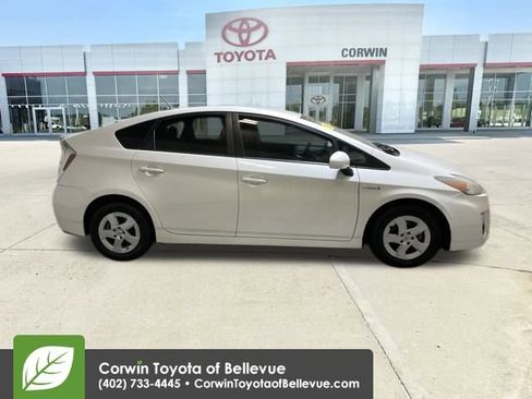 Used 2011 Toyota Prius Two image 6