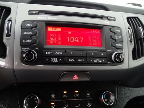 Used 2015 Kia Sportage LX FWD image 12