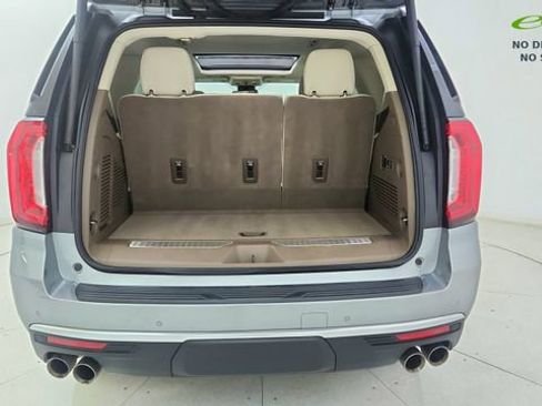 Used 2024 GMC Yukon Denali AWD/4WD image 14