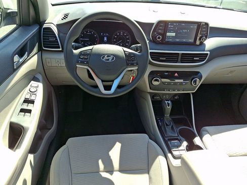 Used 2019 Hyundai Tucson SE w/ Cargo Package image 4