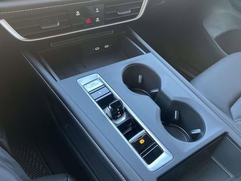 New 2026 Volkswagen Atlas SE FWD image 21