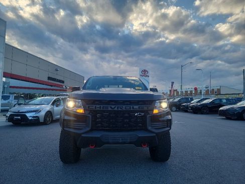 Used 2021 Chevrolet Colorado ZR2 AWD/4WD image 2