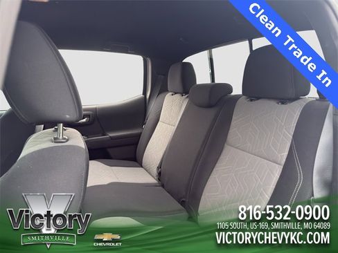 Used 2021 Toyota Tacoma TRD Sport image 13