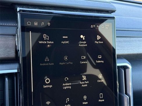 New 2026 GMC Acadia Denali Ultimate image 15